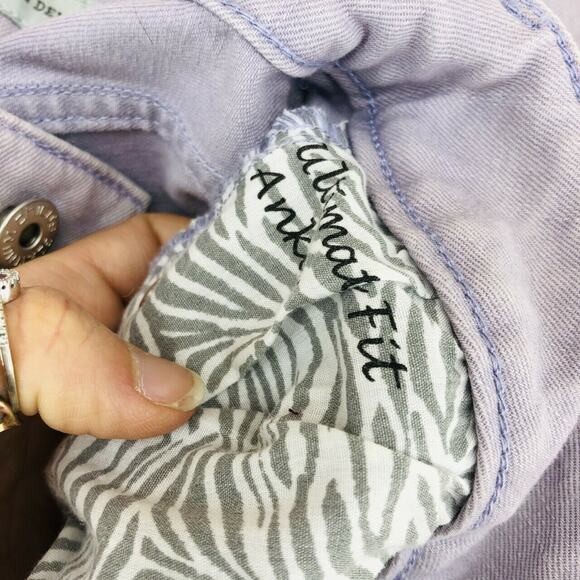 Chicos Women's Platinum Ultimate Fit Skinny Ankle Jeans Sz 00/XS/2 Purple Zip - Picture 3 of 6